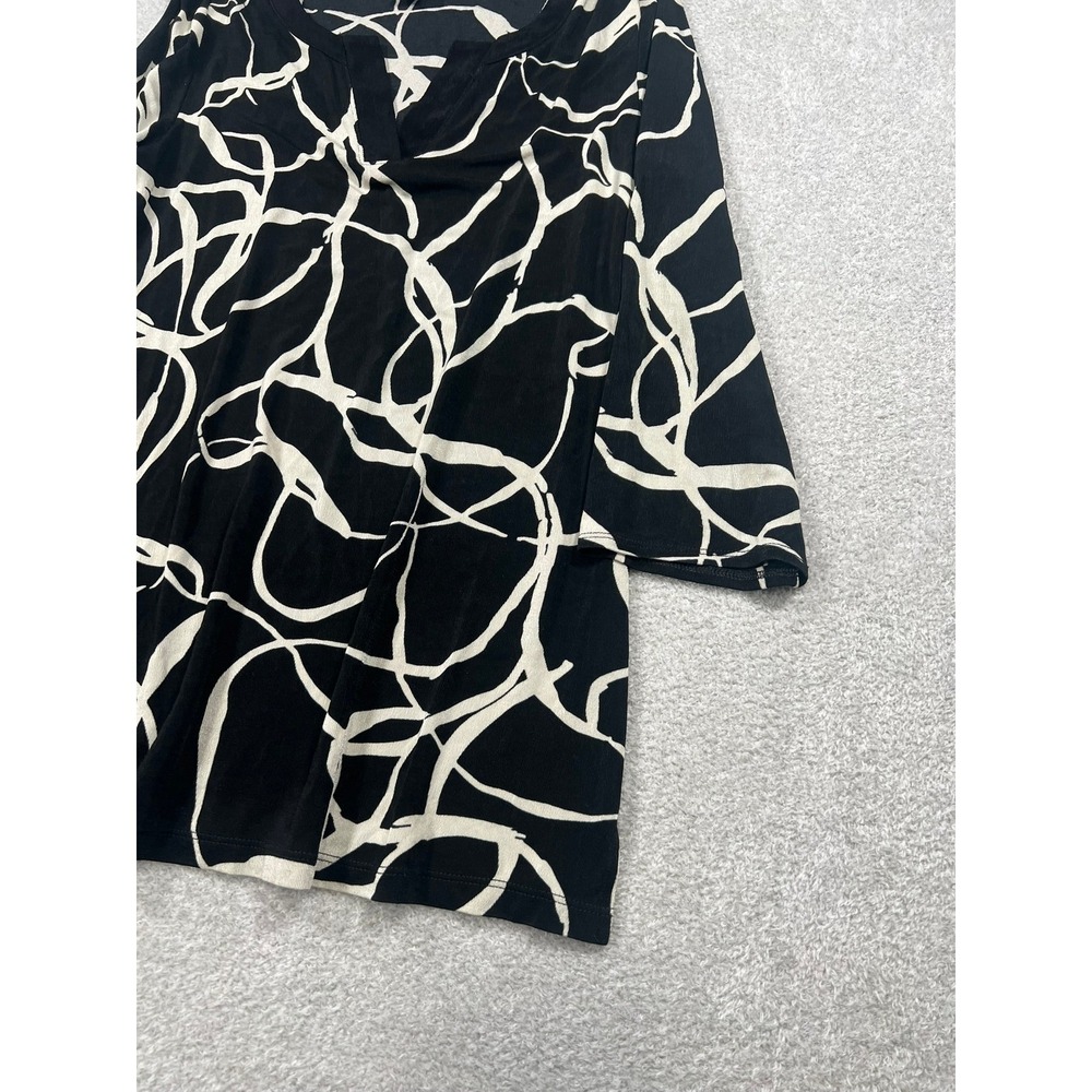 Chicos Travelers Tunic 0 S Black Cream Abstract Split Neck 3/4 Sleeve Art Wear - Picture 4 of 7